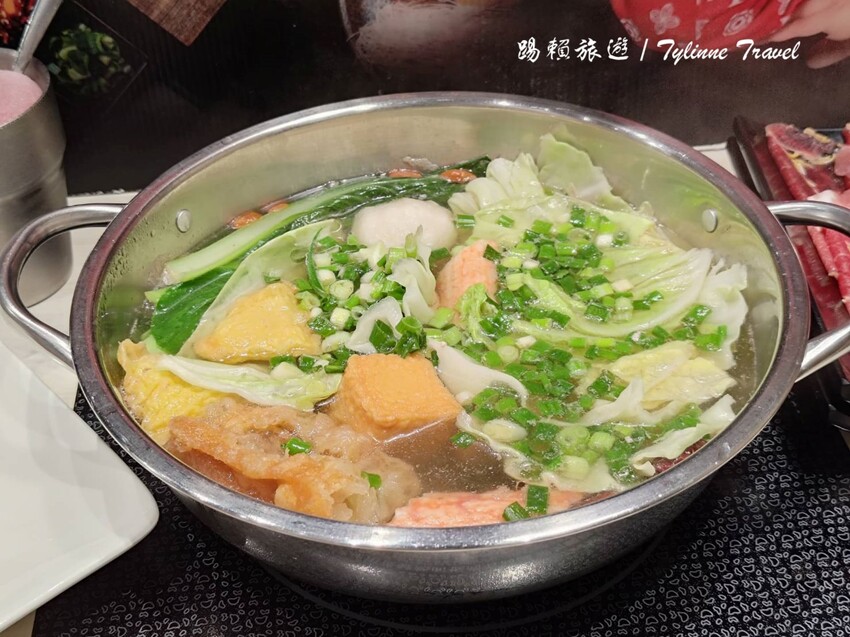 台北車站地下街「荖子鍋plus」小火鍋吃到飽！自助吧 製麵機超吸睛。