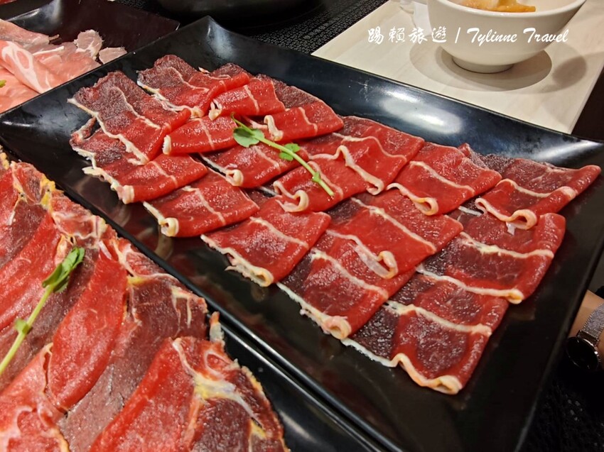 台北車站地下街「荖子鍋plus」小火鍋吃到飽！自助吧 製麵機超吸睛。