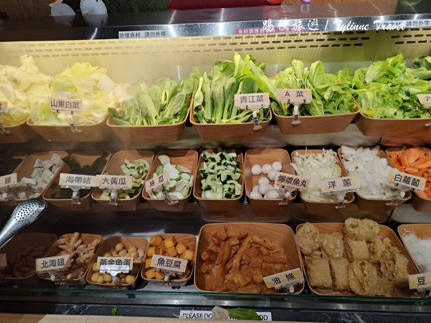 台北車站地下街「荖子鍋plus」小火鍋吃到飽！自助吧 製麵機超吸睛。