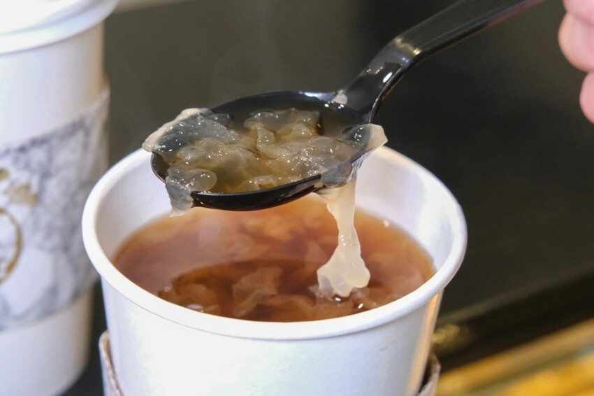 亞大 T8 銀耳｜台灣在地人氣有機銀耳品牌，平民版的燕窩養生送禮好選擇! - 肉依小姐吃什麼