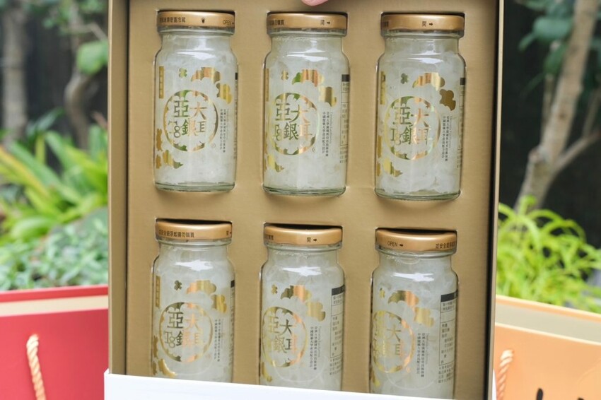 亞大 T8 銀耳｜台灣在地人氣有機銀耳品牌，平民版的燕窩養生送禮好選擇! - 肉依小姐吃什麼