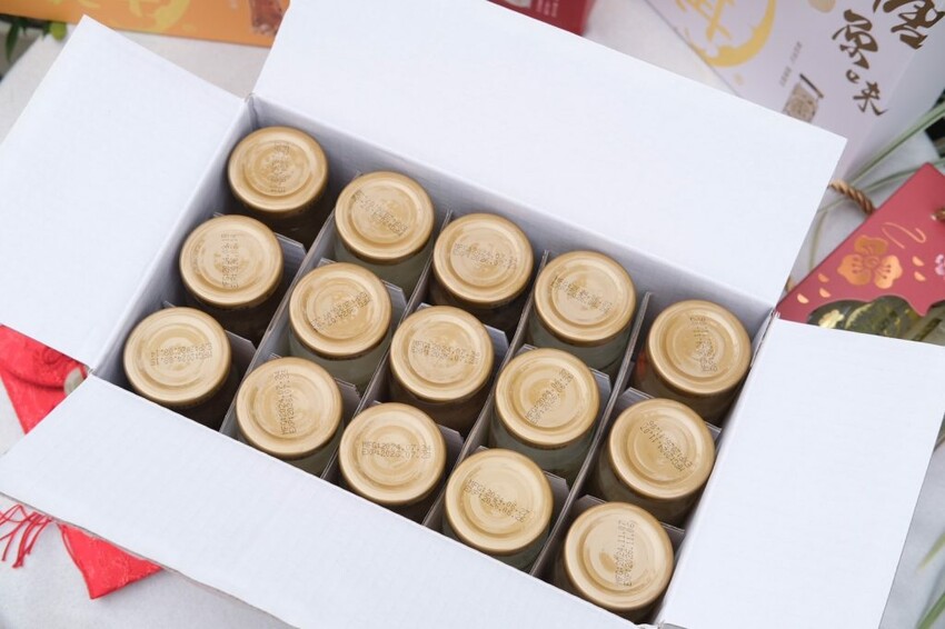 亞大 T8 銀耳｜台灣在地人氣有機銀耳品牌，平民版的燕窩養生送禮好選擇! - 肉依小姐吃什麼