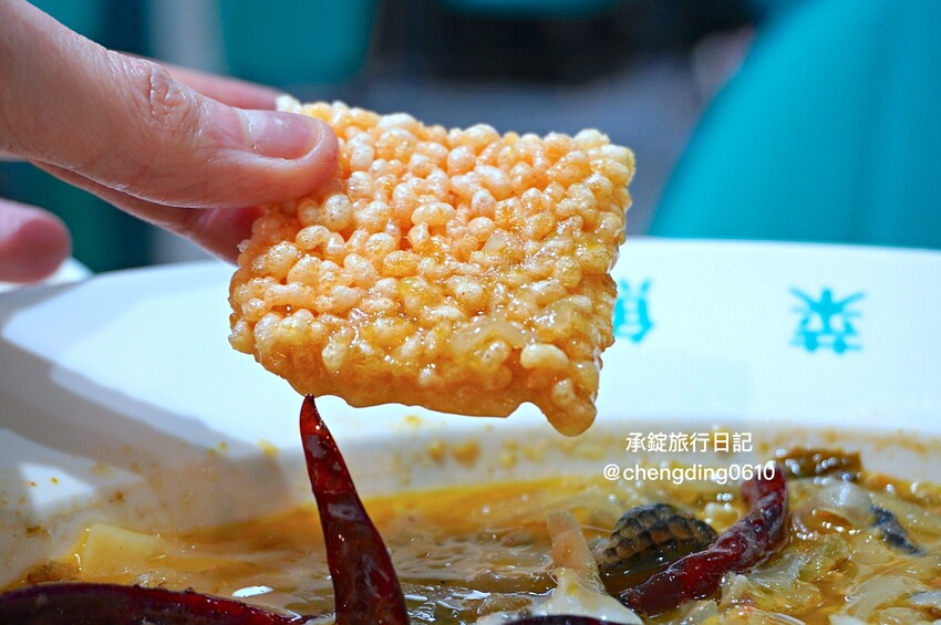 狂一鍋酸菜魚西門店|台北西門町餐廳|肉多多、明水然樂兩大新創姊妹品牌,2025樂多多集團最新力作。 - 第30張圖 台北市萬華區狂一鍋酸菜魚西門店|台北西門町餐廳|火鍋、川菜、四川重慶料理。