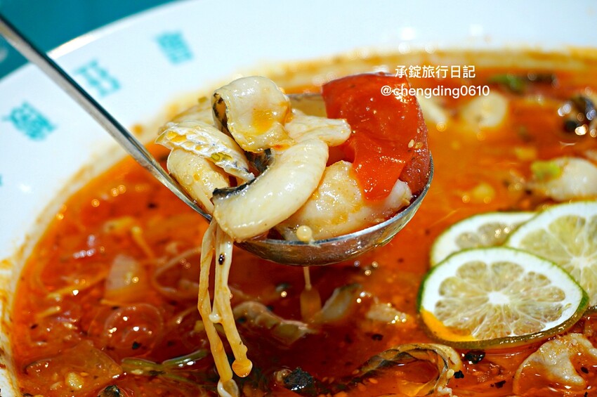 狂一鍋酸菜魚西門店|台北西門町餐廳|肉多多、明水然樂兩大新創姊妹品牌,2025樂多多集團最新力作。 - 第27張圖 台北市萬華區狂一鍋酸菜魚西門店|台北西門町餐廳|火鍋、川菜、四川重慶料理。