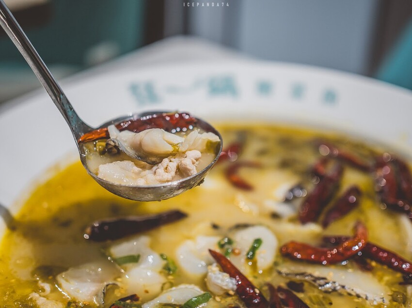 西門町 狂一鍋酸菜魚：跨界時尚鍋物，美學美味翻玩傳統