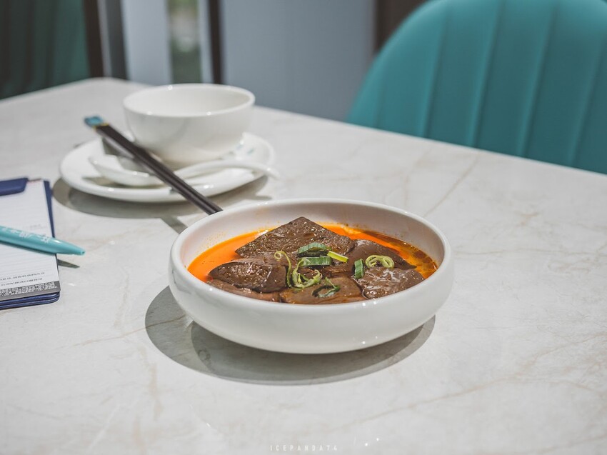 西門町 狂一鍋酸菜魚：跨界時尚鍋物，美學美味翻玩傳統