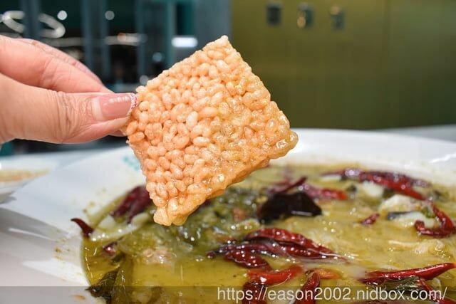 肉多多、明水然樂兩大新創姊妹品牌，2025樂多多集團最新力作｜狂一鍋酸菜魚西門店 用傳統四川美食翻玩整個時尚圈 -  就是這樣。吃喝玩樂。愛漂亮部落格 - FashionGuide 華人時尚專業評鑑