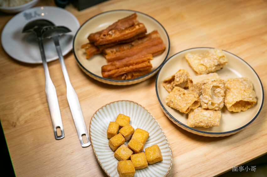 稚人酸菜魚-香酸均衡風味十足的酸菜魚太美味了，還有超狂的榴槤魚……啊娘喂啊～～也太母湯了!（邀約 @圍事小哥的幸福相框