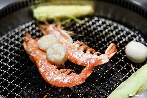 【食￭板橋】炎上燒肉/和牛生蠔樣樣鮮美/搭配8款獨家特製沾醬