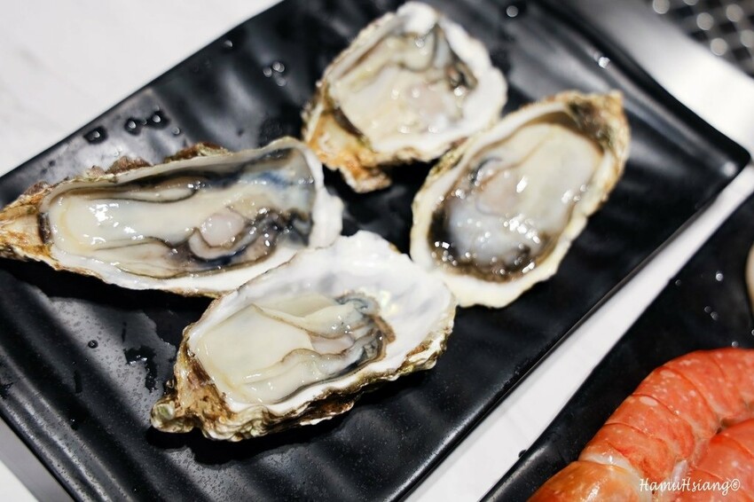 【食￭板橋】炎上燒肉/和牛生蠔樣樣鮮美/搭配8款獨家特製沾醬
