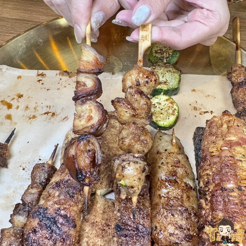 新北市林口區焦糖楓串燒漢方無烟撒粉！ 帶有焦糖香氣的串燒！ 純烤串燒只要20元起！ (林口.新竹竹北菜單營業時間地址電話) - 跟著踢小米吃喝玩樂趣