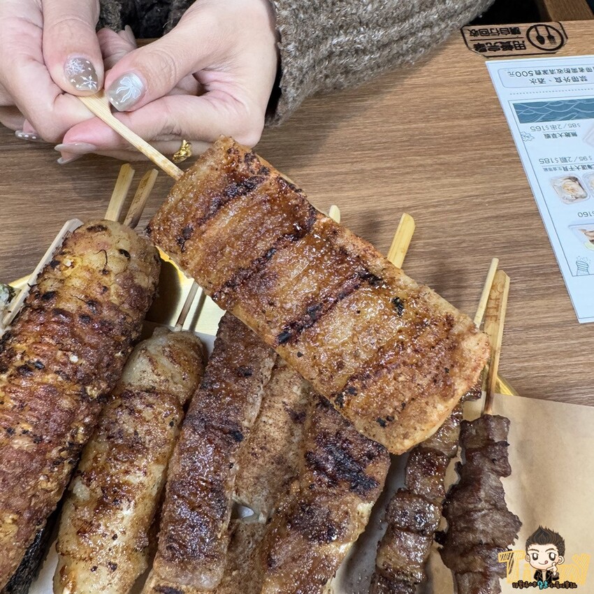 新北市林口區焦糖楓串燒漢方無烟撒粉！ 帶有焦糖香氣的串燒！ 純烤串燒只要20元起！ (林口.新竹竹北菜單營業時間地址電話) - 跟著踢小米吃喝玩樂趣