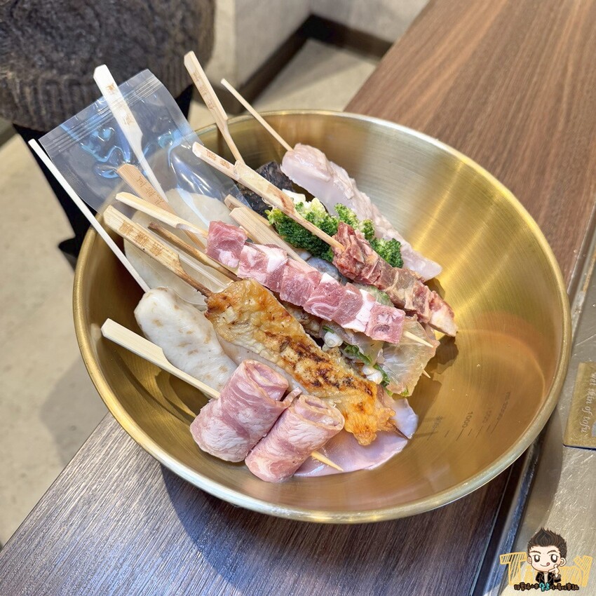 新北市林口區焦糖楓串燒漢方無烟撒粉！ 帶有焦糖香氣的串燒！ 純烤串燒只要20元起！ (林口.新竹竹北菜單營業時間地址電話) - 跟著踢小米吃喝玩樂趣