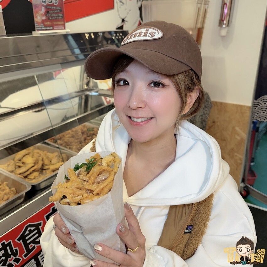 新竹縣竹北市新竹縣竹北父山白俠粥品專賣店。超浮誇超佛心！ 最低只要85元的粥品就可享炸海鮮自助吧吃到飽！ 假日加碼炸雞肉串吃到爽！ 外帶粥品再給你紙袋炸海鮮裝好裝滿！ (菜單營業時間地址電話) - 跟