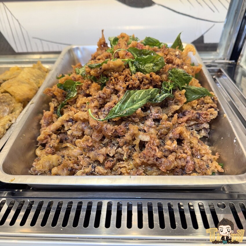 新竹縣竹北市新竹縣竹北父山白俠粥品專賣店。超浮誇超佛心！ 最低只要85元的粥品就可享炸海鮮自助吧吃到飽！ 假日加碼炸雞肉串吃到爽！ 外帶粥品再給你紙袋炸海鮮裝好裝滿！ (菜單營業時間地址電話) - 跟