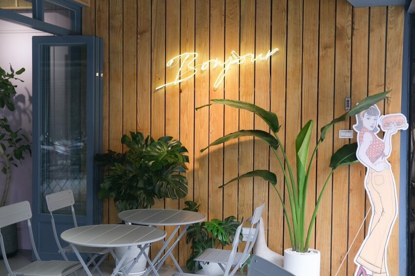 LE BANHMI 樂粄米 龍潭店｜大份量超爆餡越法三明治，復古創新打造每一口新滋味! - 肉依小姐吃什麼