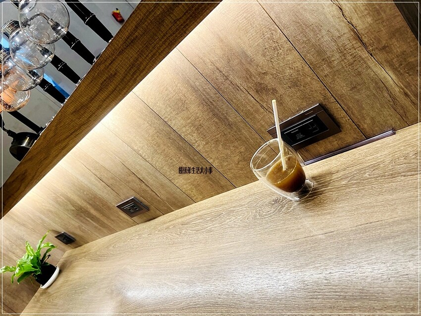 /tmp/phppvV37v /tmp/phppvV37v