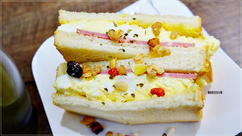 /tmp/phpDq0GH4 /tmp/phpDq0GH4