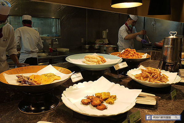 台北車站日本料理吃到飽【欣葉日本料理館前店】夏季新菜色推出!多道清爽沁脾美食登場〡當月壽星開運御守扭蛋同樂