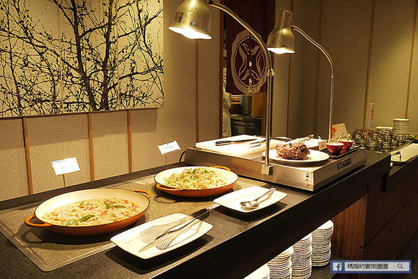 台北車站日本料理吃到飽【欣葉日本料理館前店】夏季新菜色推出!多道清爽沁脾美食登場〡當月壽星開運御守扭蛋同樂