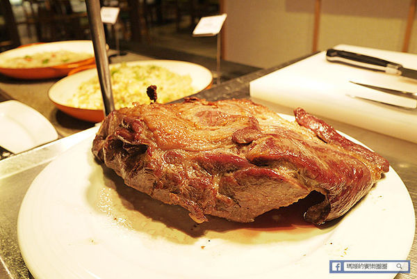 台北車站日本料理吃到飽【欣葉日本料理館前店】夏季新菜色推出!多道清爽沁脾美食登場〡當月壽星開運御守扭蛋同樂