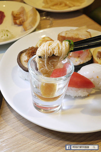 台北車站日本料理吃到飽【欣葉日本料理館前店】夏季新菜色推出!多道清爽沁脾美食登場〡當月壽星開運御守扭蛋同樂