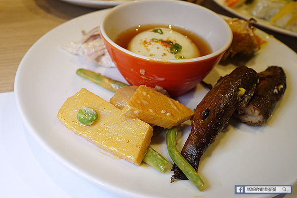 台北車站日本料理吃到飽【欣葉日本料理館前店】夏季新菜色推出!多道清爽沁脾美食登場〡當月壽星開運御守扭蛋同樂