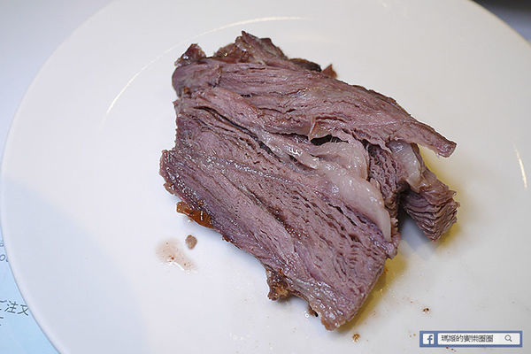 台北車站日本料理吃到飽【欣葉日本料理館前店】夏季新菜色推出!多道清爽沁脾美食登場〡當月壽星開運御守扭蛋同樂