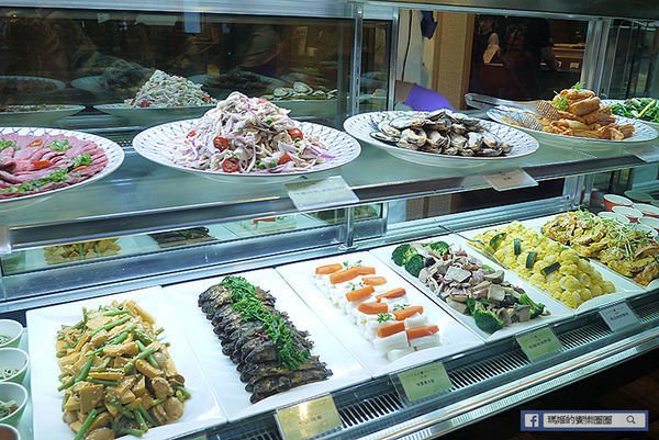 台北車站日本料理吃到飽【欣葉日本料理館前店】夏季新菜色推出!多道清爽沁脾美食登場〡當月壽星開運御守扭蛋同樂