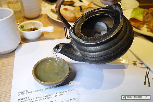 台北車站日本料理吃到飽【欣葉日本料理館前店】夏季新菜色推出!多道清爽沁脾美食登場〡當月壽星開運御守扭蛋同樂