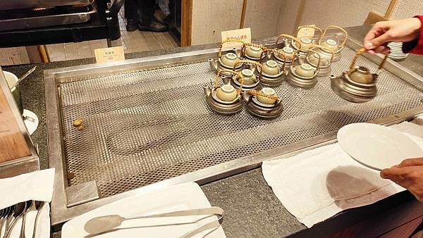 【台北吃到飽】欣葉日本料理|5歲以下小孩免費Buffet吃到飽餐廳,超過40種料理任你吃~!