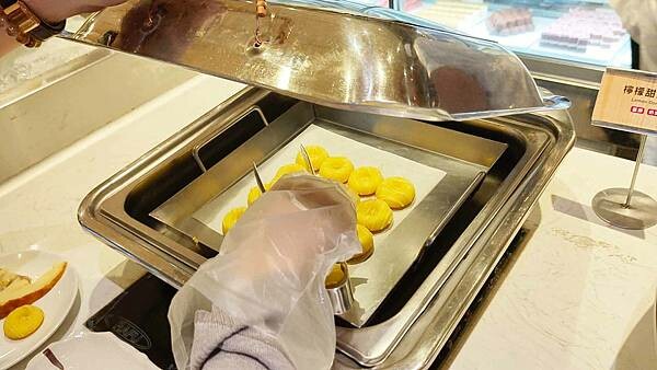 【台北吃到飽】欣葉日本料理|5歲以下小孩免費Buffet吃到飽餐廳,超過40種料理任你吃~!