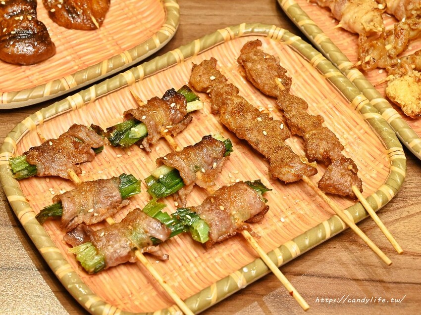 圍爐復刻食鍋太平店｜人氣古早味石頭火鍋進軍台中太平，主打超大阿嬤古早味炒鍋，營業至凌晨兩點 - 糖糖's 享食生活