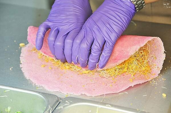 彰化輕食推薦，員濃豆漿 苜蓿芽卷，健康早餐的選擇，非基改黃豆