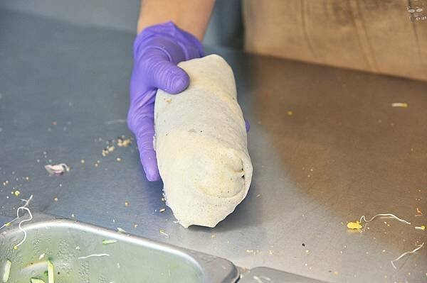 彰化輕食推薦，員濃豆漿 苜蓿芽卷，健康早餐的選擇，非基改黃豆