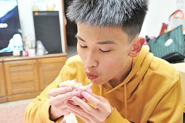 彰化輕食推薦，員濃豆漿 苜蓿芽卷，健康早餐的選擇，非基改黃豆