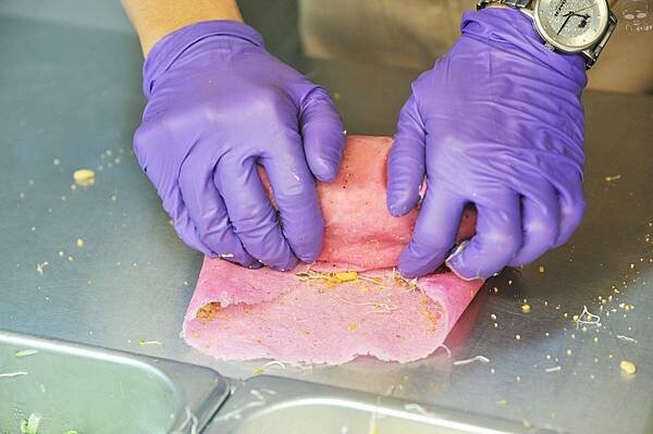 彰化輕食推薦，員濃豆漿 苜蓿芽卷，健康早餐的選擇，非基改黃豆