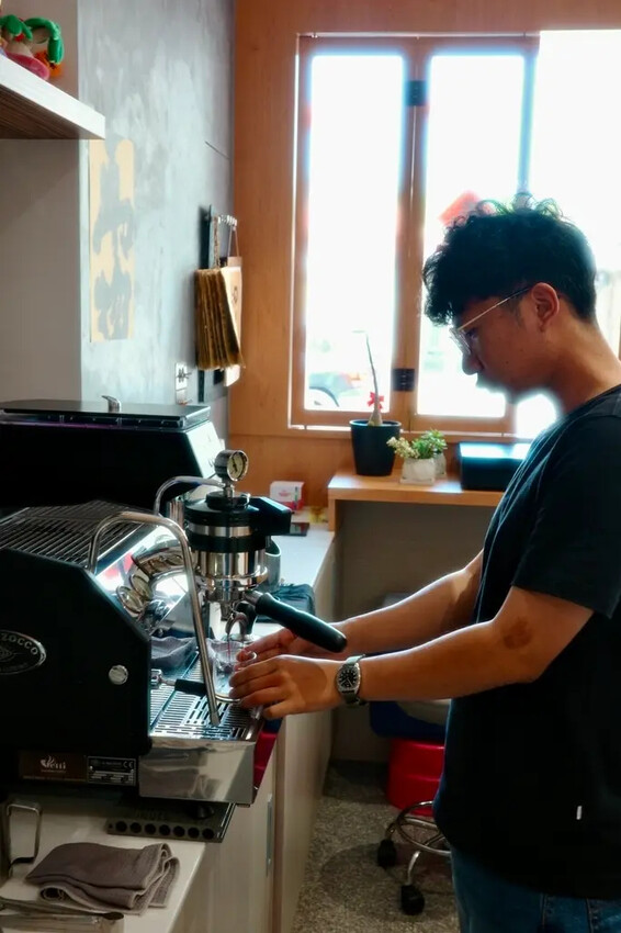 【嘉義水上洗衣推薦】迷走珈琲|自助洗衣也能喝咖啡、遠端通知免 【嘉義水上洗衣推薦】迷走珈琲|自助洗衣也能喝咖啡、遠端通知免