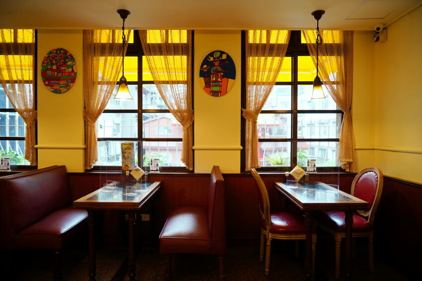 【台北美食】明星咖啡館.文學氛圍+復古懷舊的俄式咖啡廳!