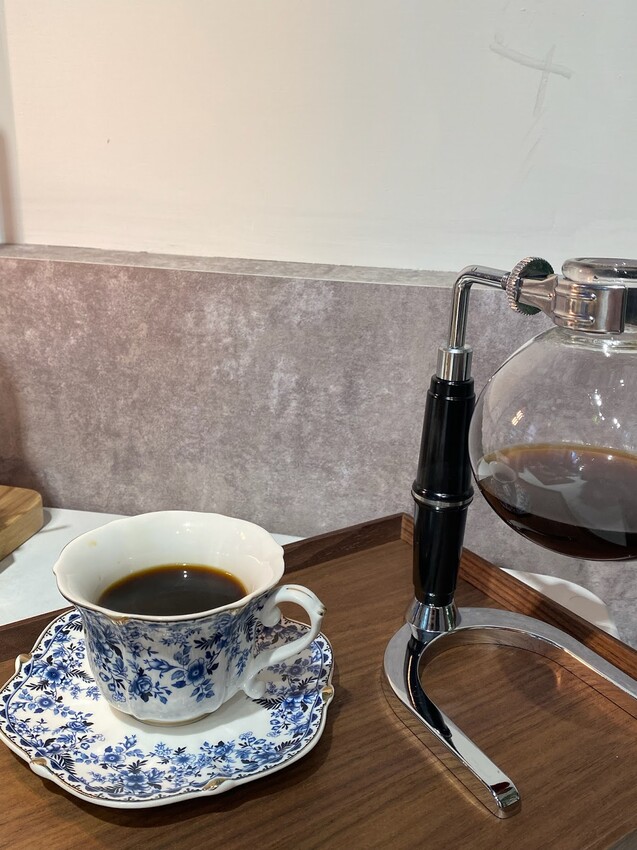 台北市大同區平價貓咪咖啡廳 小樽手作珈啡 民權西路店🐈