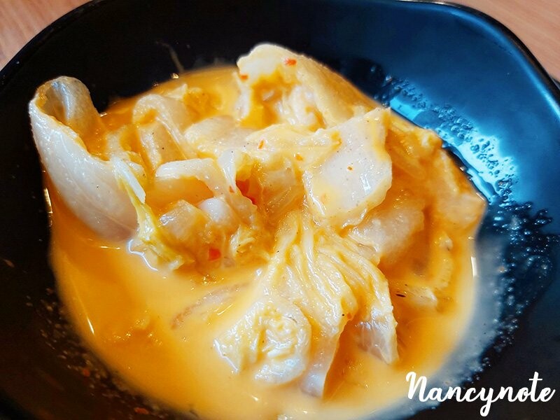 福勝亭:🔥新品「泰式打拋豬排」微甜微辣好滋味,厚切豬排超Juicy! - 小N手札 Nancynote