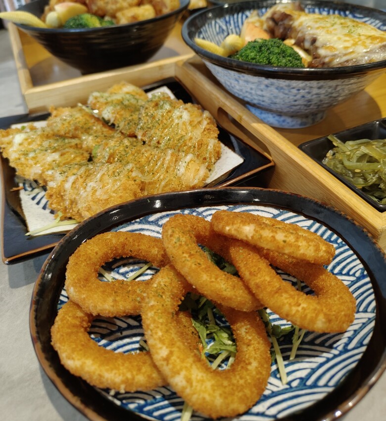 苗栗炸物丼飯必吃推薦|後龍極丼飯館在地人默默吃爆