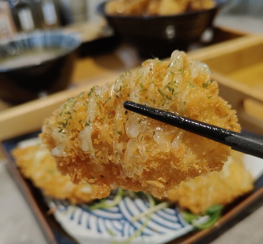 苗栗炸物丼飯必吃推薦|後龍極丼飯館在地人默默吃爆
