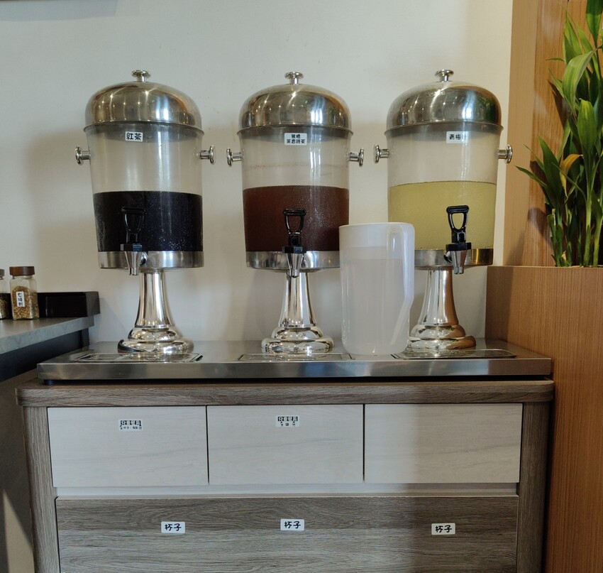 苗栗炸物丼飯必吃推薦|後龍極丼飯館在地人默默吃爆