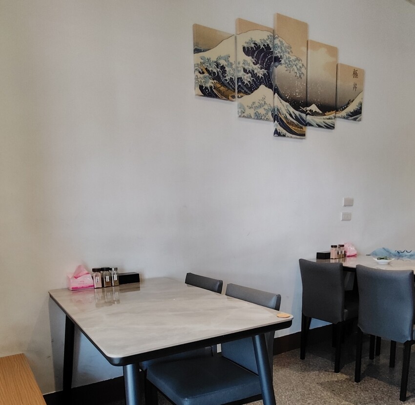 苗栗炸物丼飯必吃推薦|後龍極丼飯館在地人默默吃爆