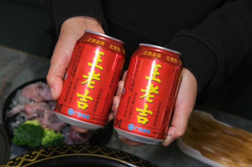 蜀都串串火鍋｜斗六第一家道地麻辣串串鍋，每串十元銅板價還不拿到爆! - 肉依小姐吃什麼