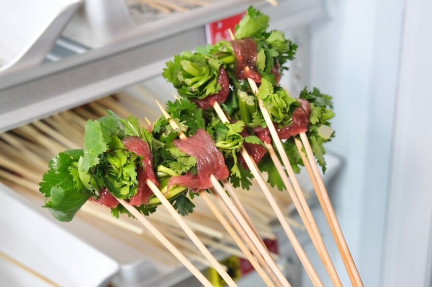 蜀都串串火鍋｜斗六第一家道地麻辣串串鍋，每串十元銅板價還不拿到爆! - 肉依小姐吃什麼