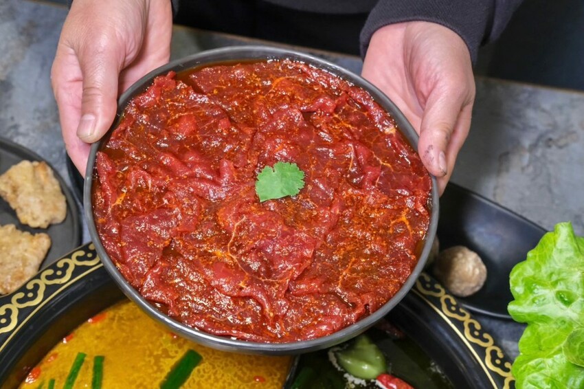 蜀都串串火鍋｜斗六第一家道地麻辣串串鍋，每串十元銅板價還不拿到爆! - 肉依小姐吃什麼