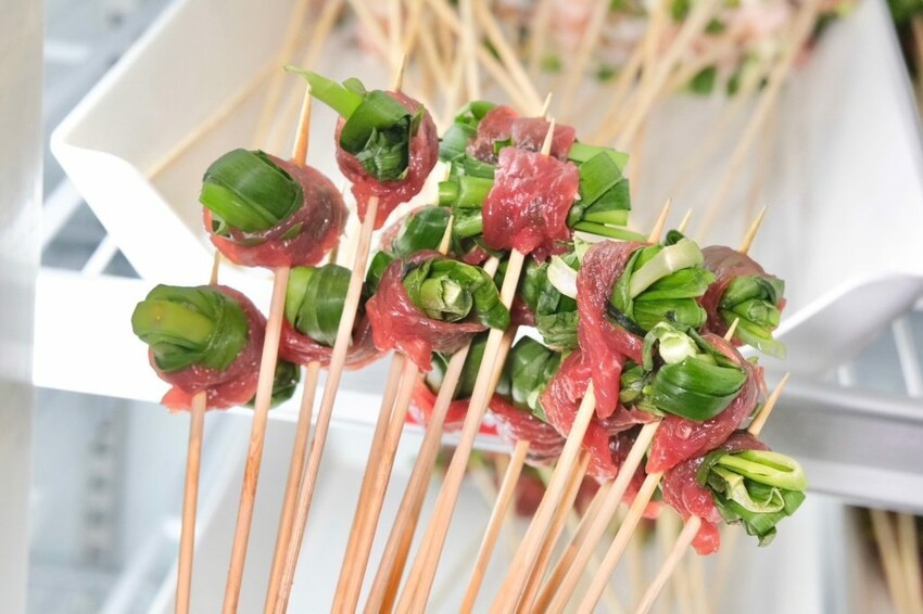 蜀都串串火鍋｜斗六第一家道地麻辣串串鍋，每串十元銅板價還不拿到爆! - 肉依小姐吃什麼