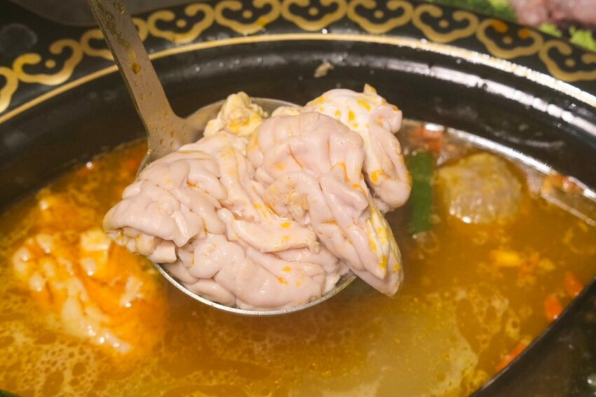 蜀都串串火鍋｜斗六第一家道地麻辣串串鍋，每串十元銅板價還不拿到爆! - 肉依小姐吃什麼